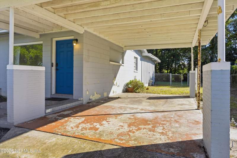 3 bedroom Single Family Residence at 7404 Strato Road, Oak Hill, Jacksonville — photo 5
