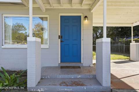 7404 Strato Road, Jacksonville FL - photo 6 of 27
