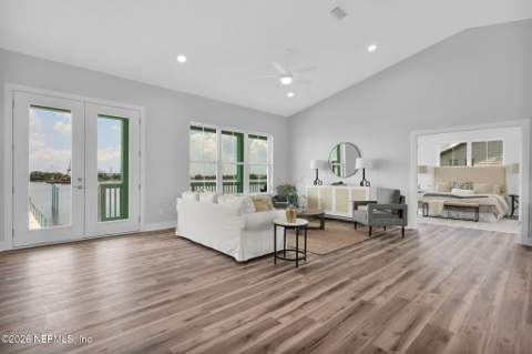 6030 Heckscher Drive, Jacksonville FL - photo 10 of 46