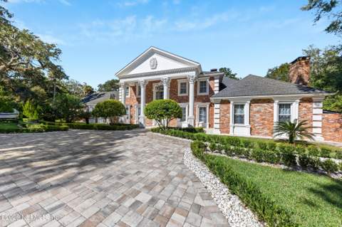 1370 Moss Creek Drive, Jacksonville FL - photo 20 of 126