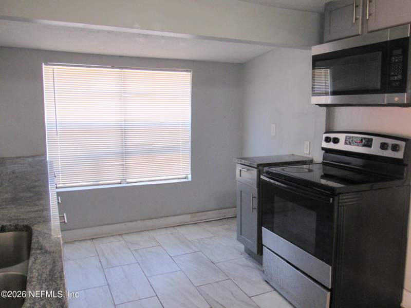 3 bedroom Single Family Residence at 2560 Vernon Street, Grand Park, Jacksonville — photo 3