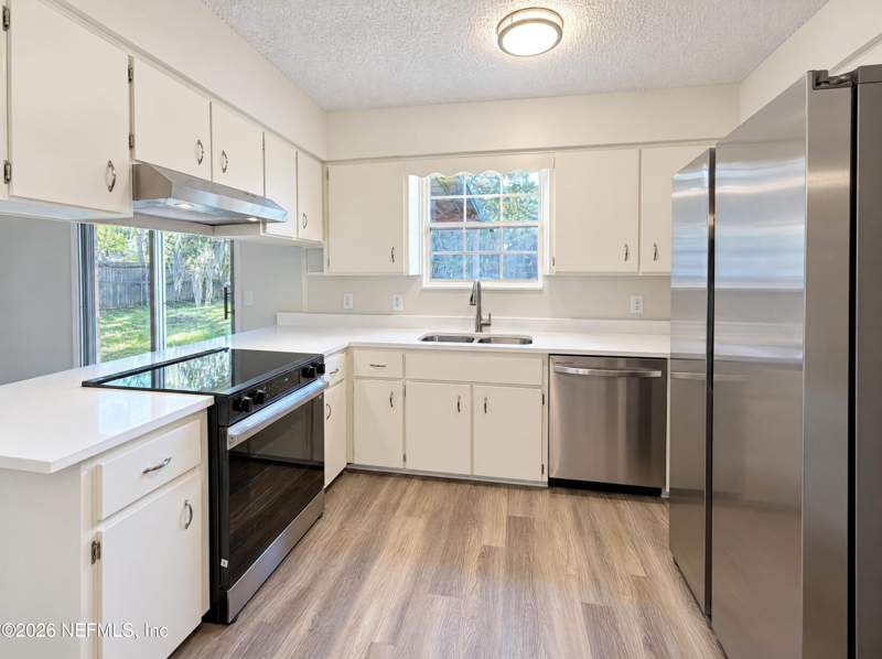 3 bedroom Single Family Residence at 13632 Lanier Road, Dunns Creek Farms, Jacksonville — photo 3