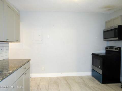 4120 Santee Road, Jacksonville FL - photo 8 of 13