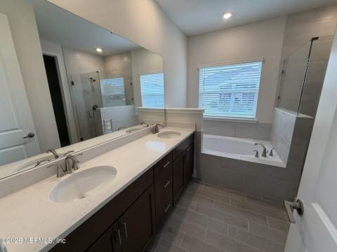 2879 Granary Park Avenue, Green Cove Springs FL - photo 7 of 42