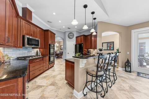 14736 Cape Drive, Jacksonville FL - photo 9 of 33