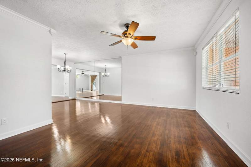 3 bedroom Single Family Residence at 6820 Mayapple Road, Arlington Hills, Jacksonville — photo 5