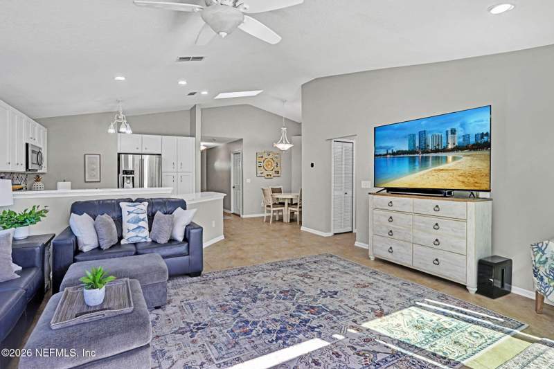 3 bedroom Single Family Residence at 1382 Eastwind Drive, Seabreeze Park, Jacksonville Beach — photo 5