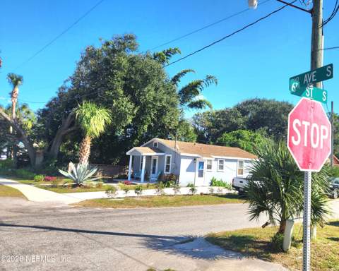 536 S 2nd Avenue, Jacksonville Beach FL - photo 6 of 35