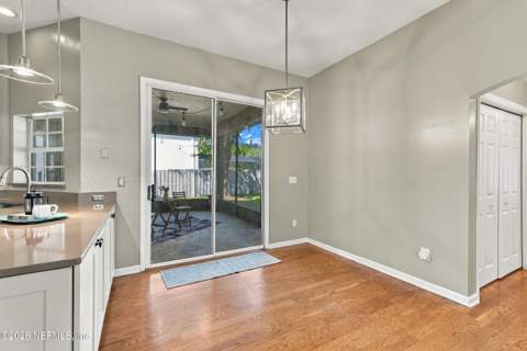 11091 Turnbridge Drive, Jacksonville FL - photo 15 of 40