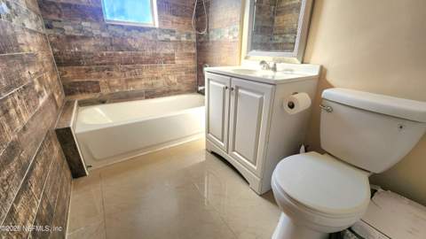 536 S 2nd Avenue, Jacksonville Beach FL - photo 15 of 35