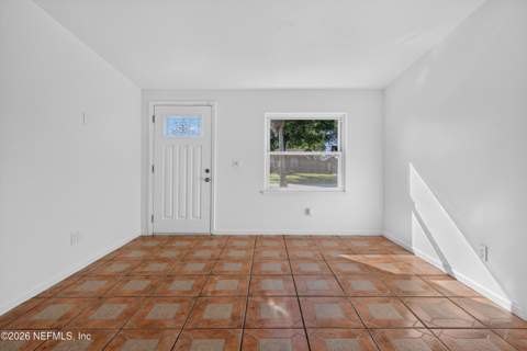 2227 Dumfries Circle, Jacksonville FL - photo 10 of 38