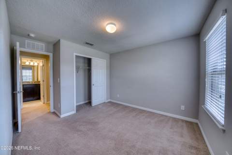 7030 Berrybrook Drive, Jacksonville FL - photo 23 of 40