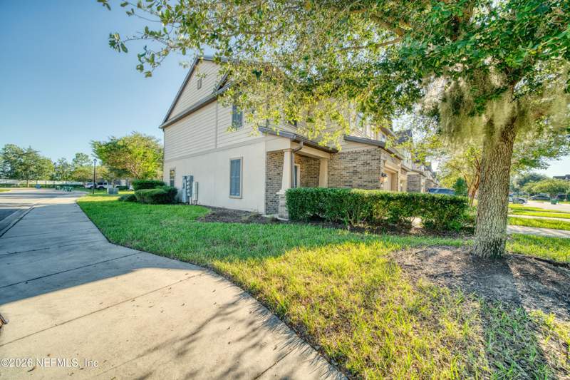 3 bedroom Townhouse at 7030 Berrybrook Drive, Bayberry, Jacksonville — photo 4