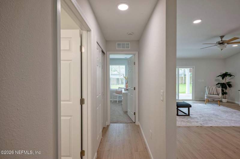 4 bedroom Single Family Residence at 375 Jet Street, Duval Station Fischer, Jacksonville — photo 2
