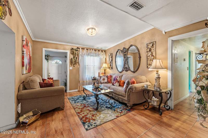 3 bedroom Single Family Residence at 2420 Lantana Avenue, Magnolia Gardens, Jacksonville — photo 4