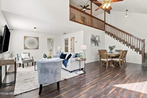 11736 Valley Garden Drive, Jacksonville FL - photo 13 of 32