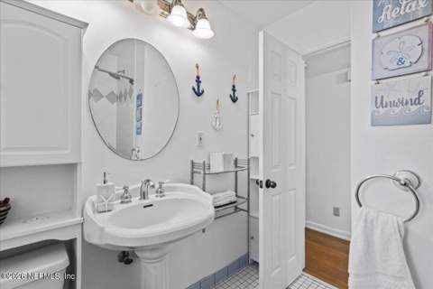 5511 Keystone Drive, Jacksonville FL - photo 24 of 39