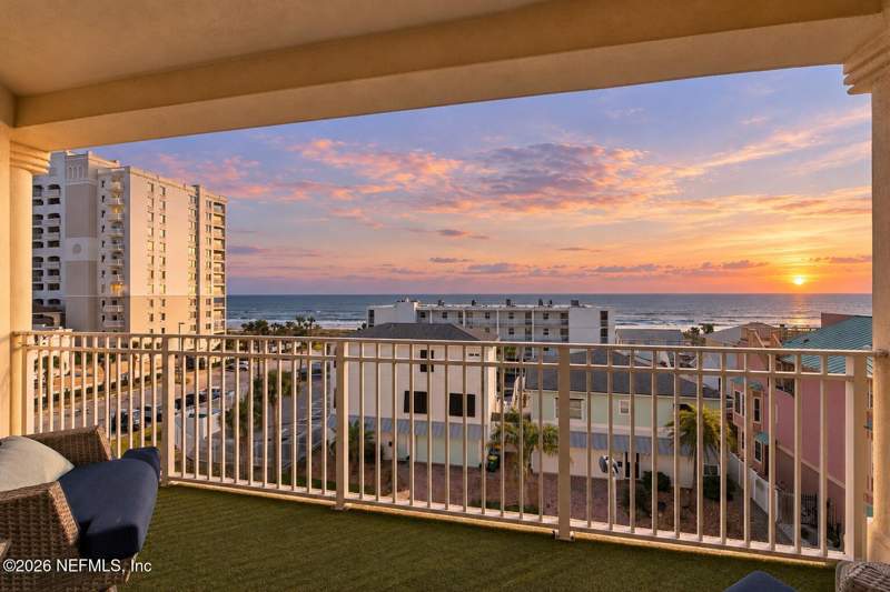 3 bedroom Condominium at 1126 1st Street #503, Northshore, Jacksonville Beach — photo 3