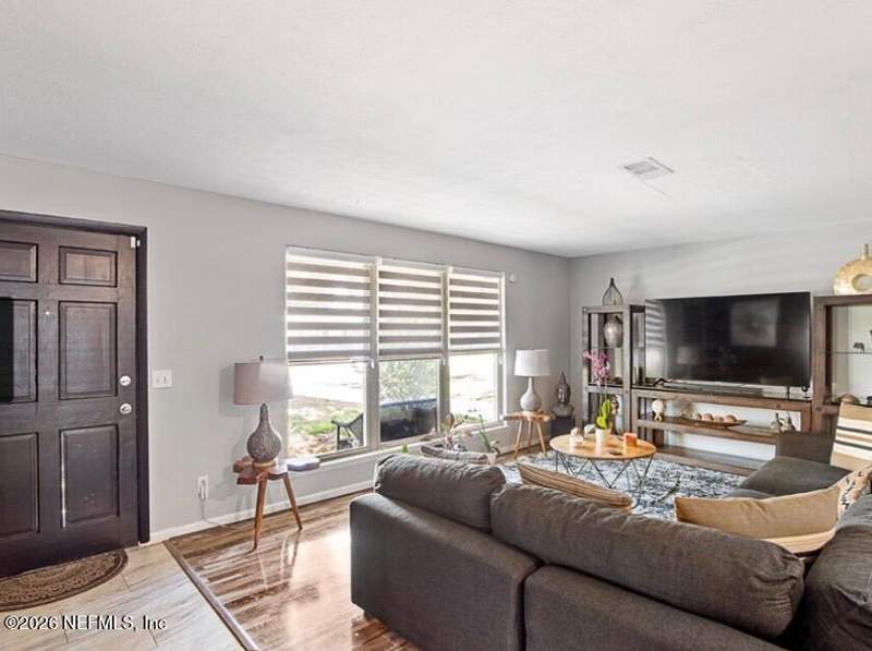 3 bedroom Single Family Residence at 4203 Dayrl Road, Santa Monica, Jacksonville — photo 4