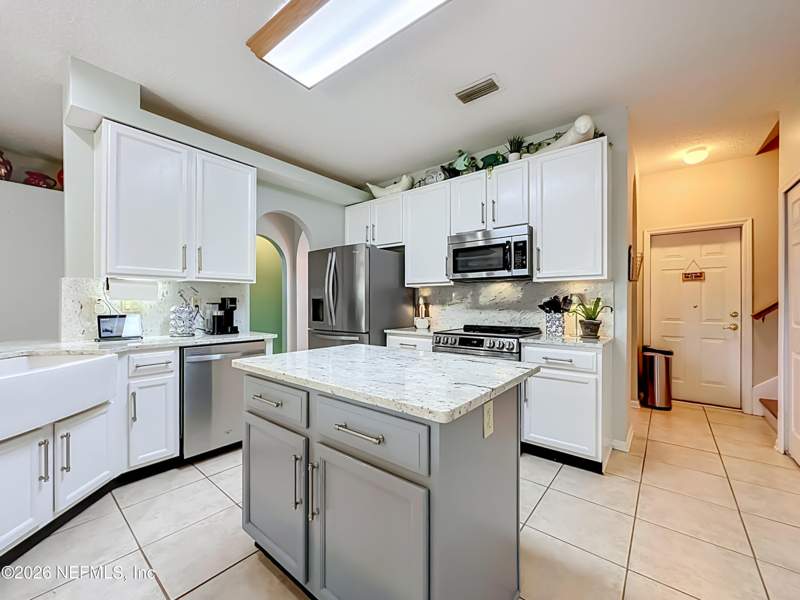 3 bedroom Single Family Residence at 4585 Cape Elizabeth Court, Rive St Johns, Jacksonville — photo 3