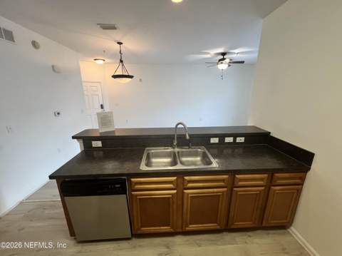 8226 Green Parrot Road #105, Jacksonville FL - photo 6 of 28