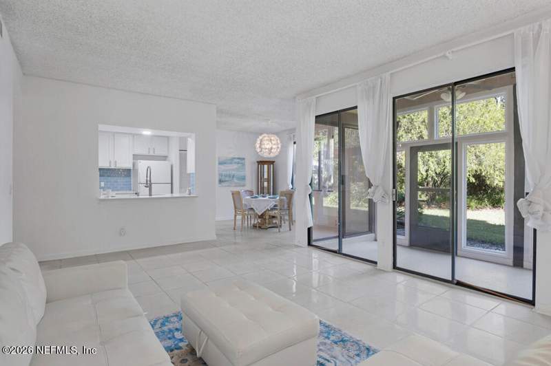2 bedroom Condominium at 7619 Las Palmas Way #248, Las Palmas, Jacksonville — photo 4