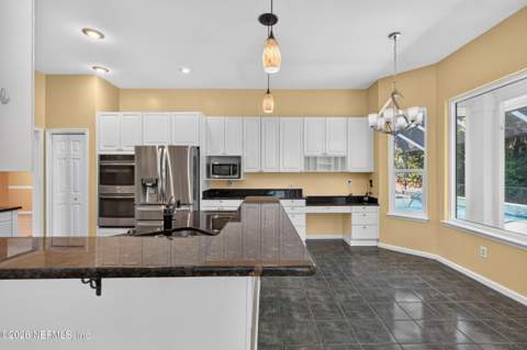 2221 Laughing Gull Circle, Atlantic Beach FL - photo 20 of 36