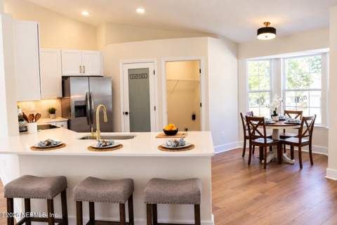 7969 Seahaven Court, Jacksonville FL - photo 6 of 25