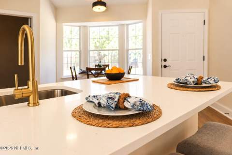 7969 Seahaven Court, Jacksonville FL - photo 8 of 25