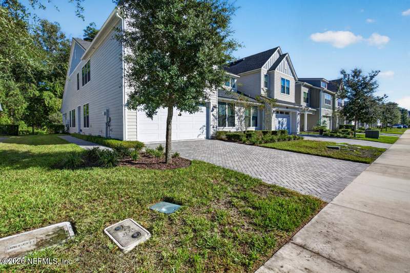 4 bedroom Single Family Residence at 10023 Filament Boulevard, Edison East, Jacksonville — photo 3