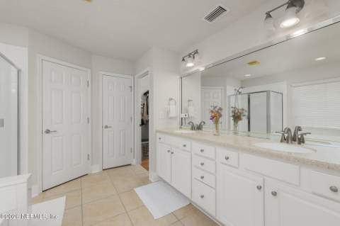 4225 Clybourne Lane, Jacksonville FL - photo 23 of 38