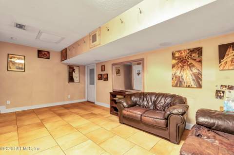 2502 Winged Elm Drive, Jacksonville FL - photo 17 of 24