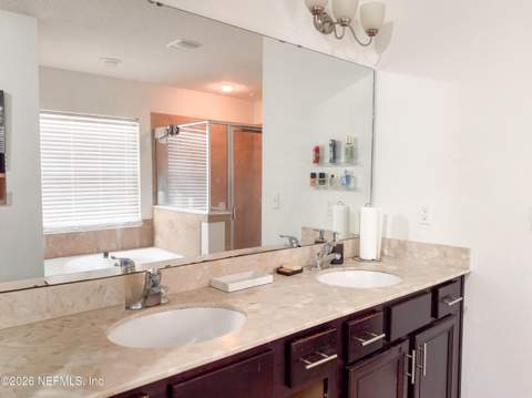 8306 Pepper Lake Court, Jacksonville FL - photo 10 of 19