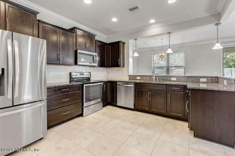 7014 Peppercorn Court, Jacksonville FL - photo 15 of 33