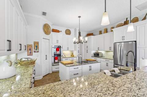 2137 Salt Myrtle Lane, Fleming Island FL - photo 20 of 66