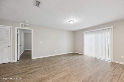 2055 Dean A Avenue, Jacksonville FL - photo 9 of 29