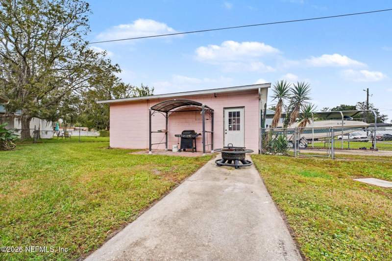 3 bedroom Single Family Residence at 6329 Cherry Laurel Drive, Cedar Hills, Jacksonville — photo 4