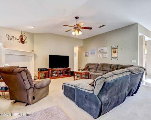 14137 Twin Falls Drive, Jacksonville FL - photo 20 of 51