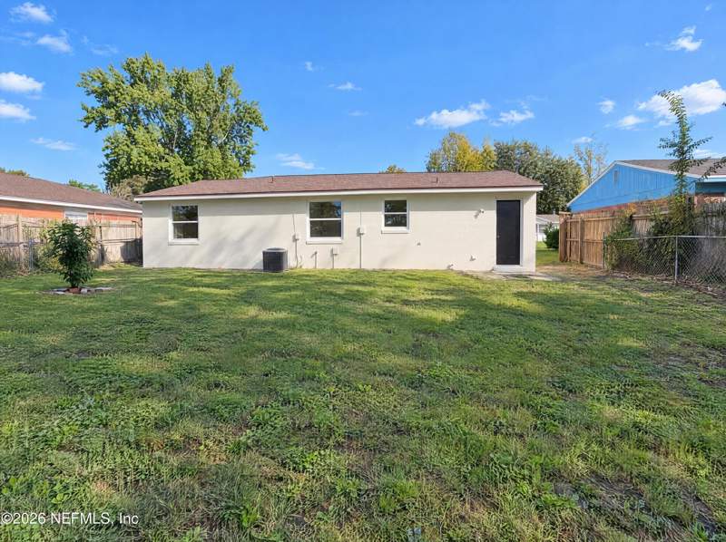 3 bedroom Single Family Residence at 10784 Liscard Road, Sandalwood, Jacksonville — photo 5
