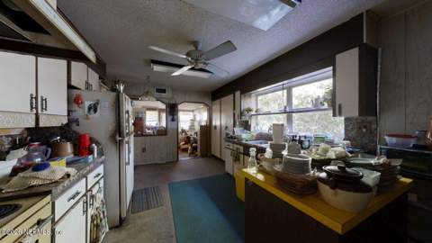 126 Saint Johns Drive, Palatka FL - photo 14 of 28