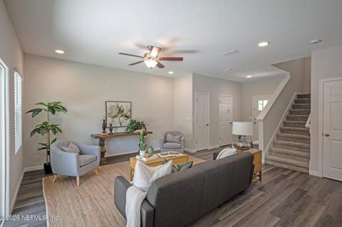 13784 Evergreen Drive, Jacksonville FL - photo 7 of 33