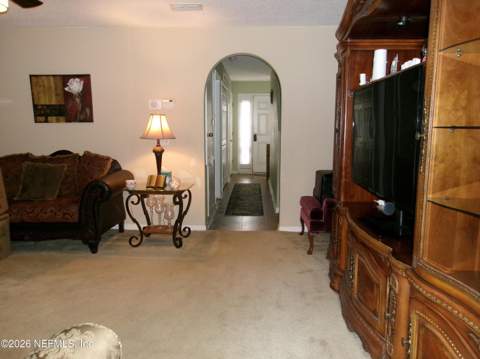3734 Verde Gardens Circle, Jacksonville FL - photo 16 of 18