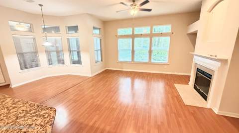 3900 E Glendale Court, Jacksonville FL - photo 6 of 22