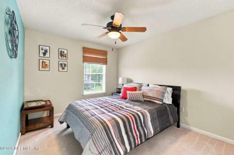 6493 Smooth Thorn Court, Jacksonville FL - photo 22 of 37