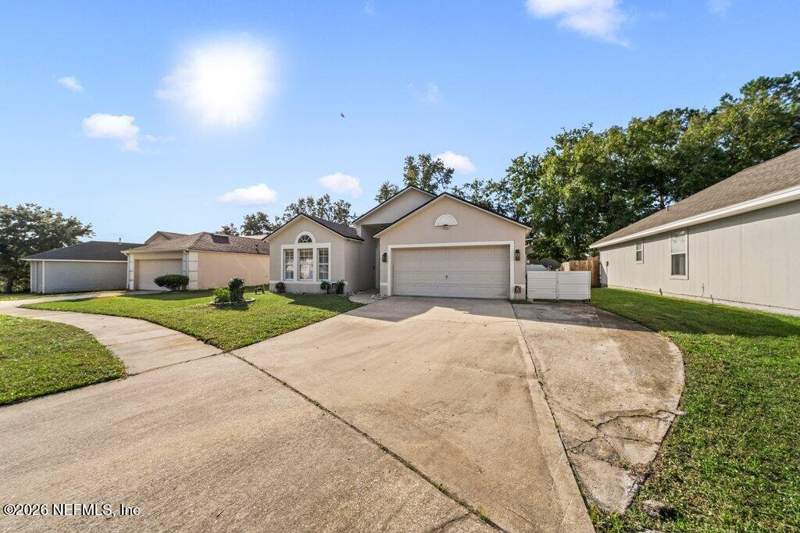 4 bedroom Single Family Residence at 4404 Woodley Creek Road, Cambridge Estates, Jacksonville — photo 2