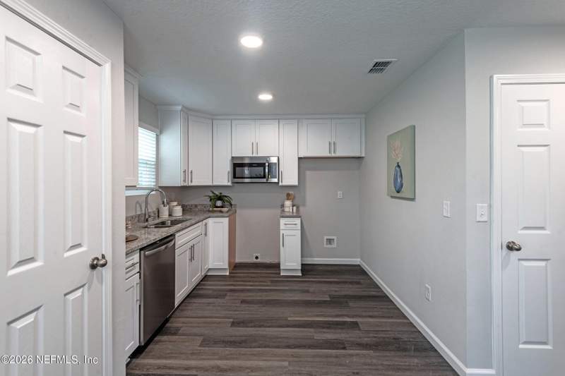 3 bedroom Single Family Residence at 3288 Snell Street, Garden City, Jacksonville — photo 5