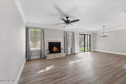 4107 Piney Branch Court, Jacksonville FL - photo 7 of 36
