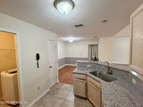 13715 N Richmond Park Drive #506, Jacksonville FL - photo 10 of 33