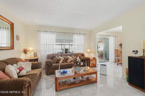7904 Laffit Drive, Jacksonville FL - photo 7 of 30