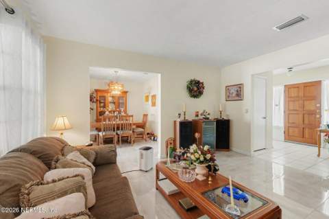 7904 Laffit Drive, Jacksonville FL - photo 8 of 30